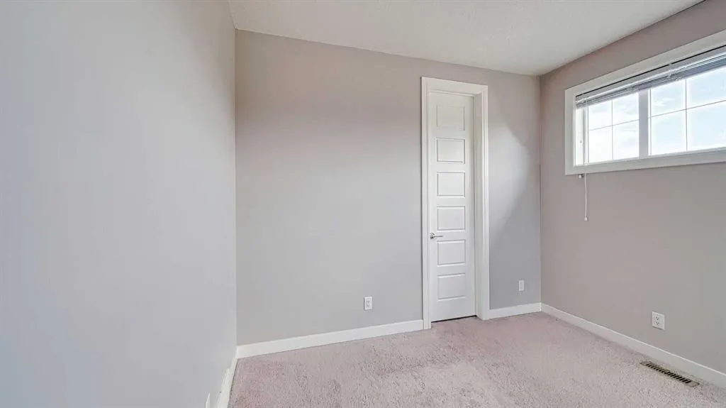 5 Nolanfield Point NW