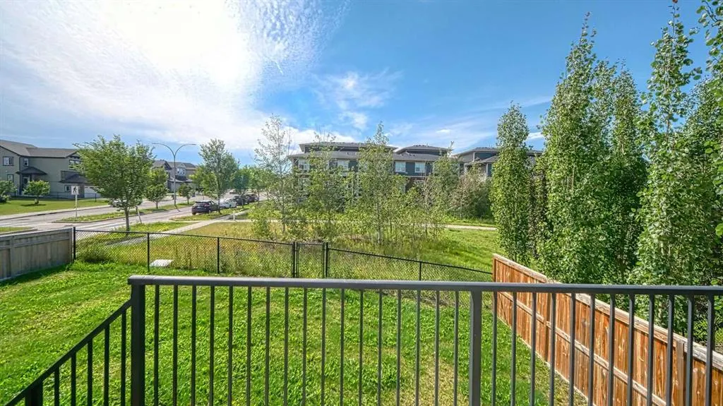 5 Nolanfield Point NW