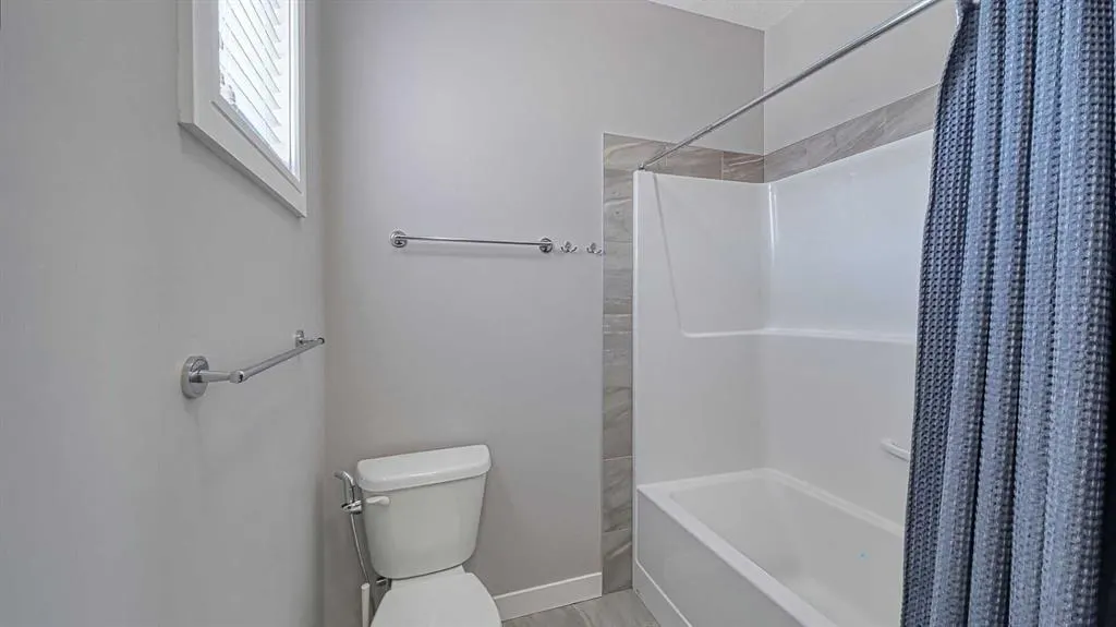 5 Nolanfield Point NW