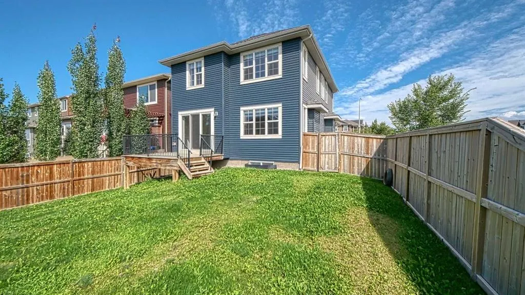 5 Nolanfield Point NW