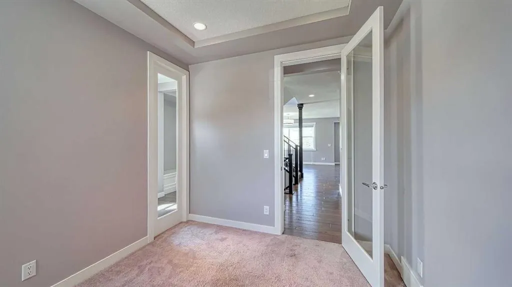 5 Nolanfield Point NW