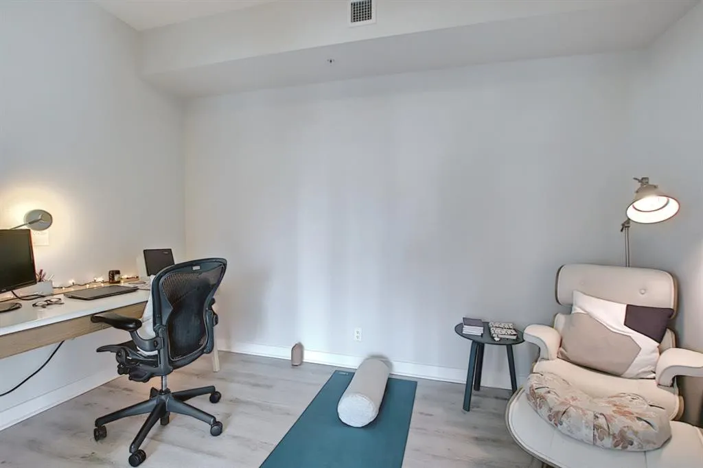 788 12 Avenue SW, #706