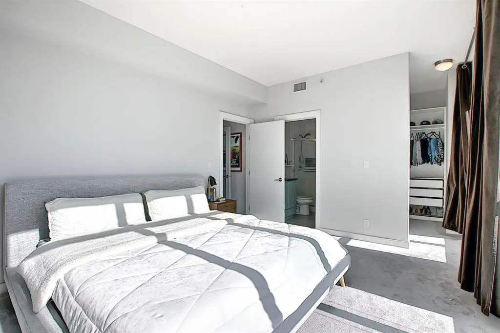 788 12 Avenue SW, #706