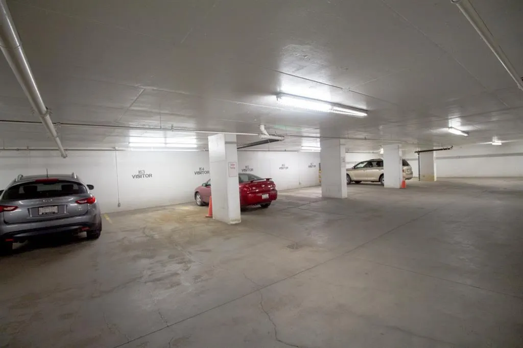 788 12 Avenue SW, #706