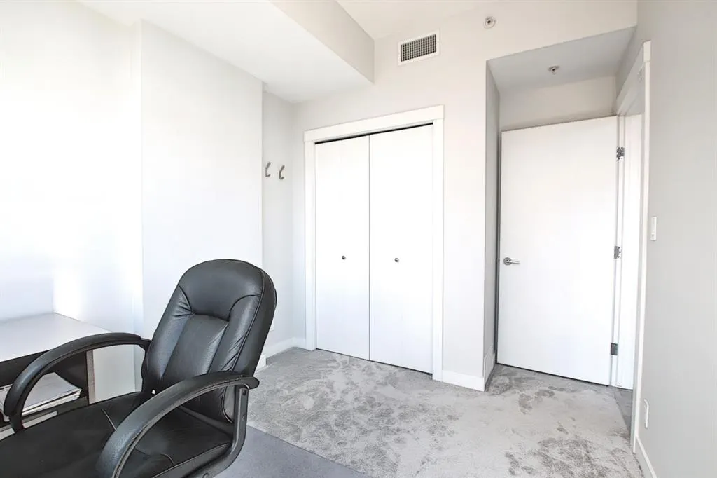788 12 Avenue SW, #706