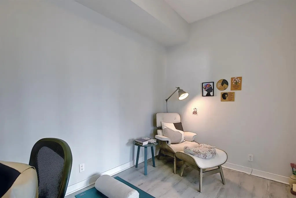 788 12 Avenue SW, #706