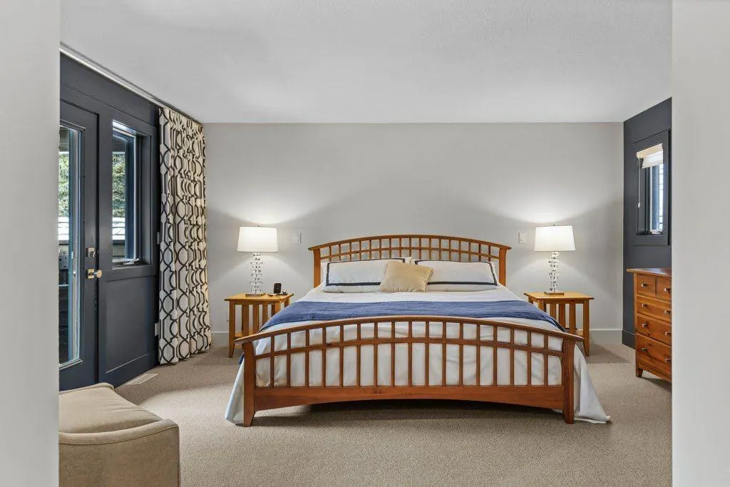 136 Silvertip Ridge, #4