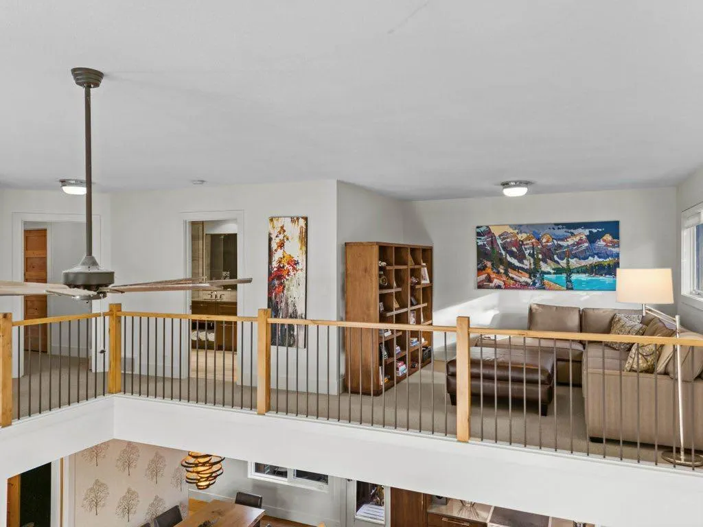 136 Silvertip Ridge, #4
