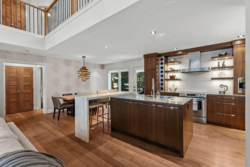 136 Silvertip Ridge, #4