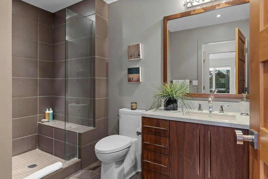 136 Silvertip Ridge, #4