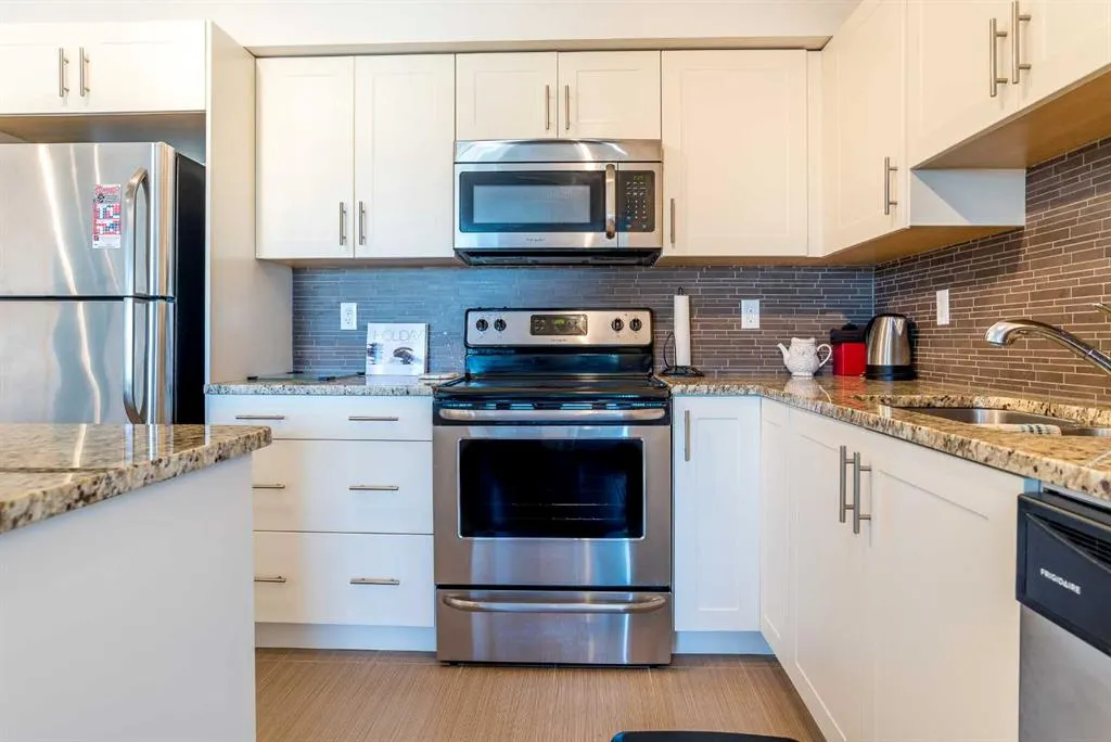 99 Copperstone Park SE, #1208