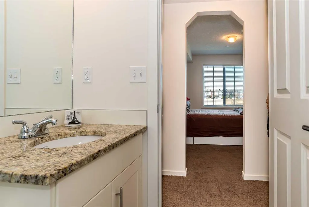 99 Copperstone Park SE, #1208