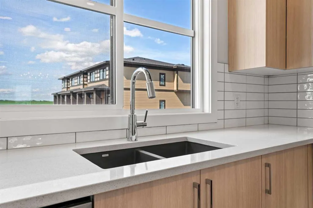 285 Chelsea Court, #114