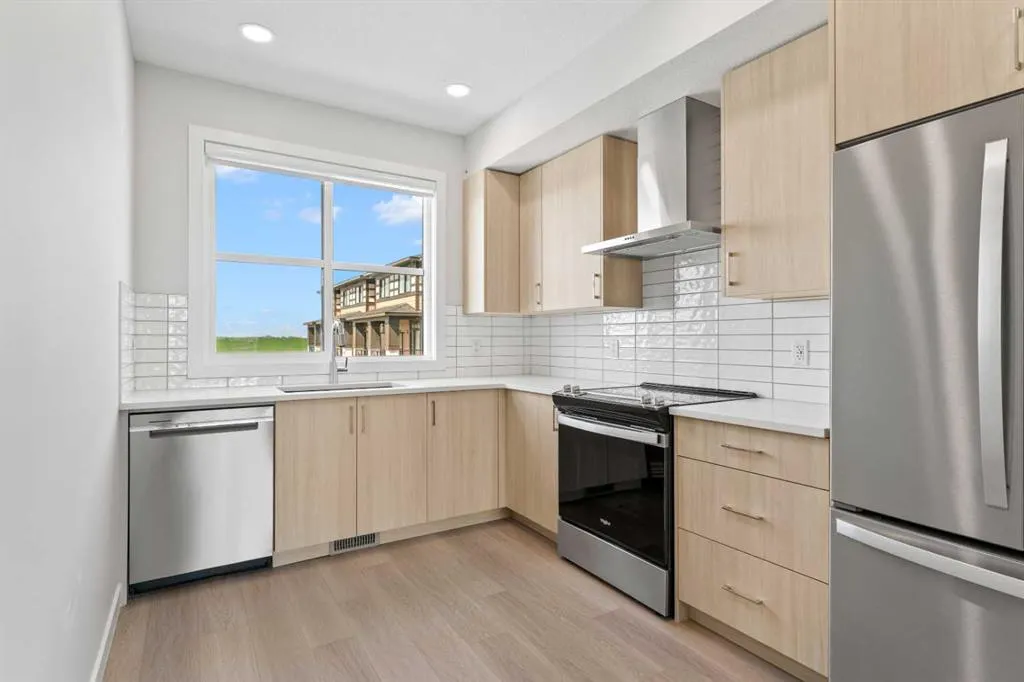 285 Chelsea Court, #114