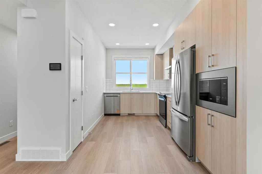 285 Chelsea Court, #114