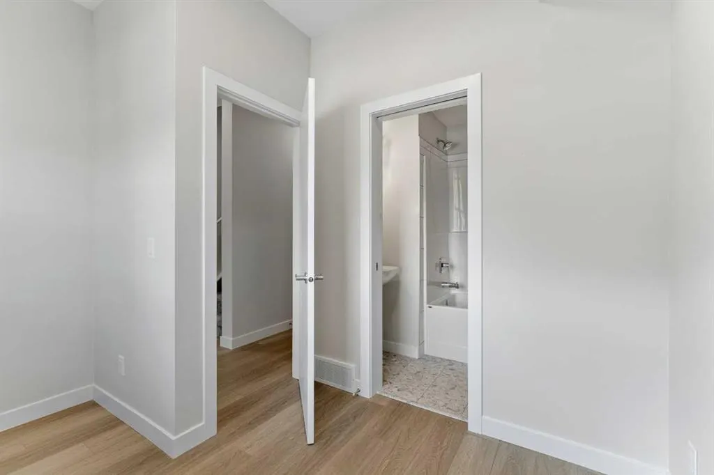 285 Chelsea Court, #114