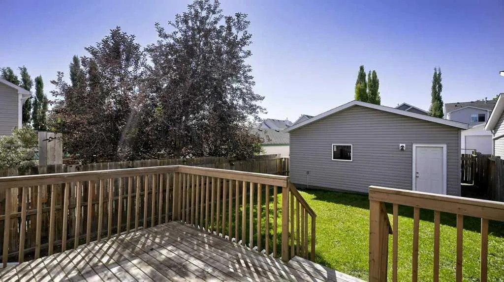 145 Tuscany Valley Green NW