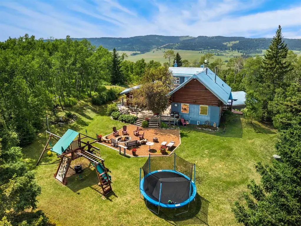 272240 Grand Valley Road