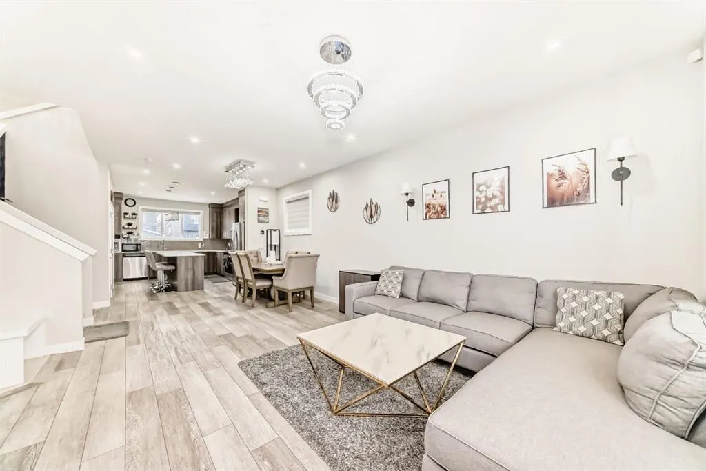 226 chelsea Heath