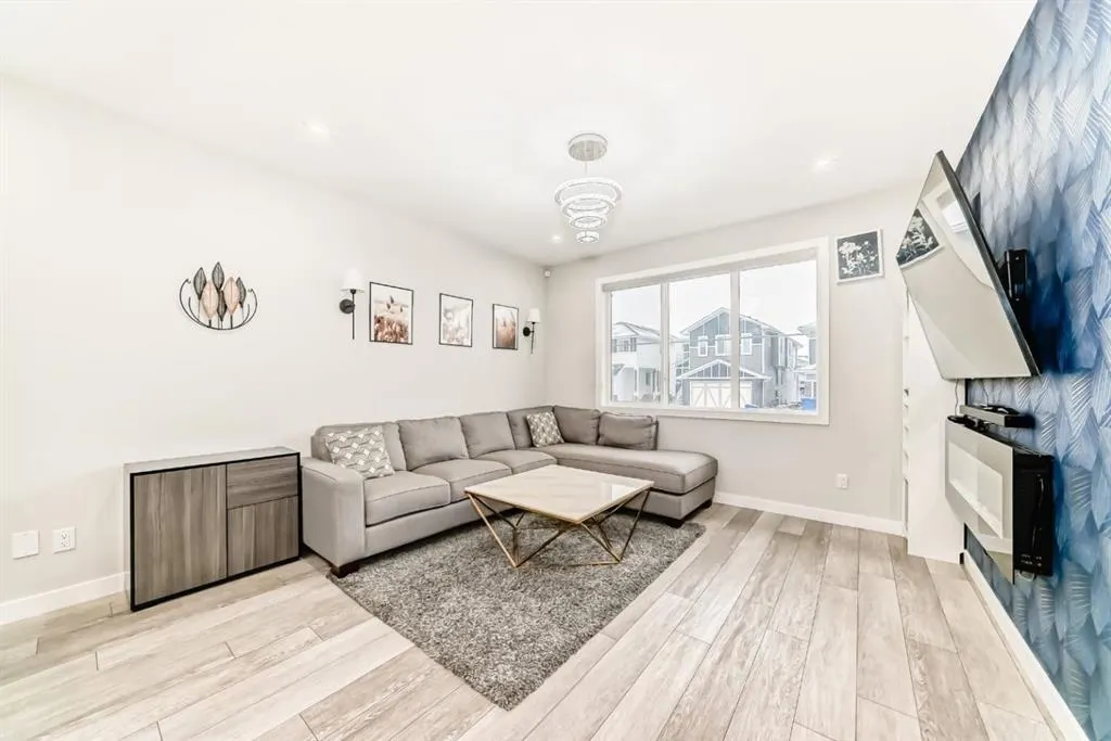 226 chelsea Heath