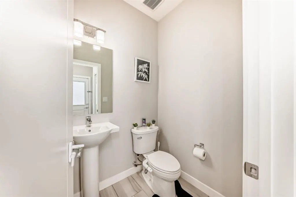 226 chelsea Heath