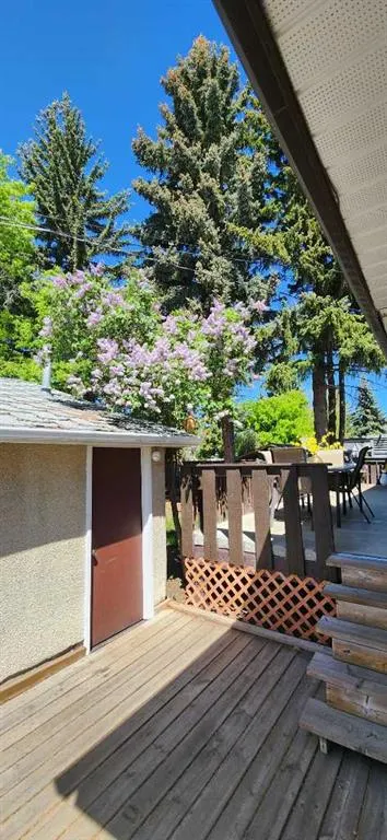 5007 Vallance Crescent NW