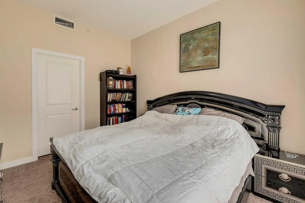 1110 3 Avenue NW, #707