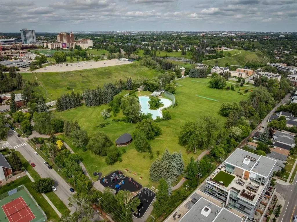1110 3 Avenue NW, #707