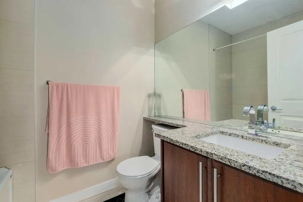 1110 3 Avenue NW, #707