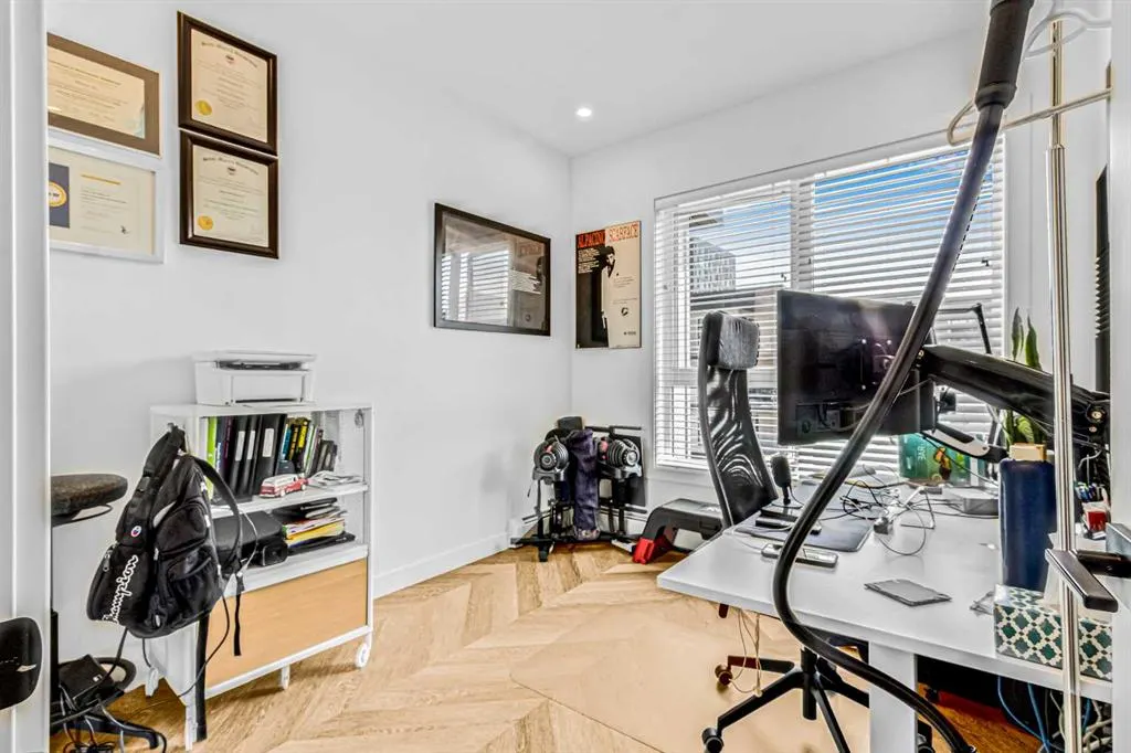 4275 Norford Avenue NW, #319