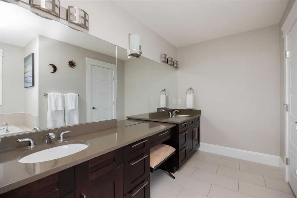 312 Gravelstone Road