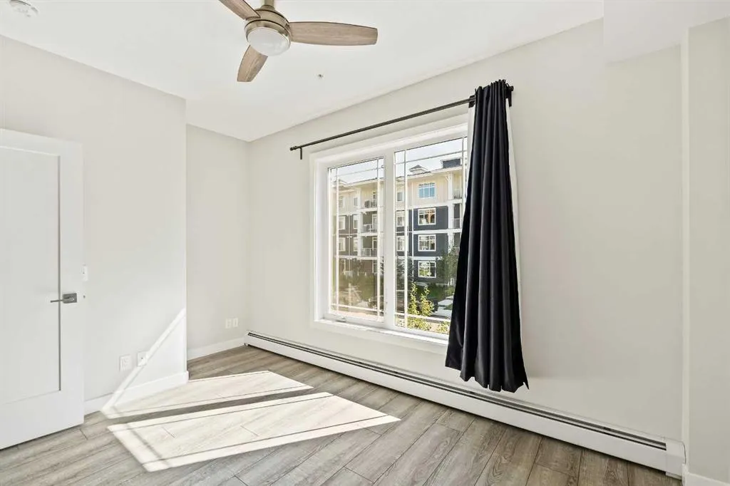 100 Auburn Meadows Manor SE, #206