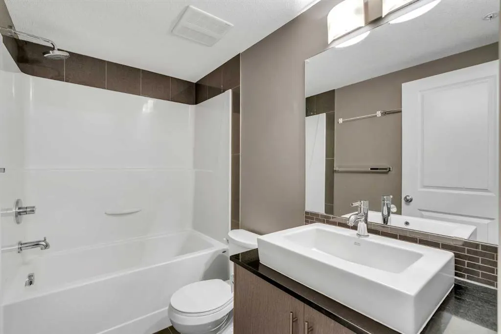 240 Skyview Ranch Road NE, #3103