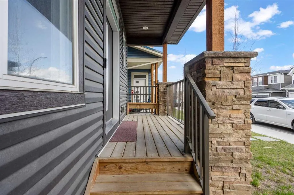 75 Howse Crescent NE