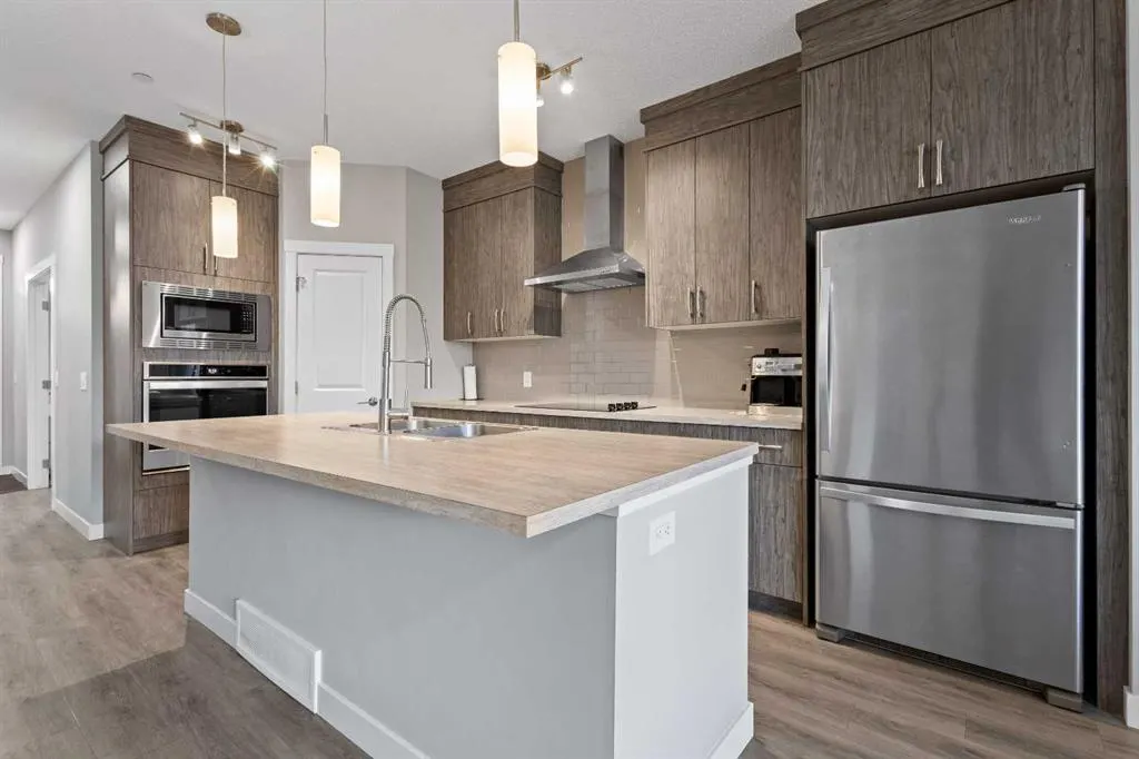 75 Howse Crescent NE