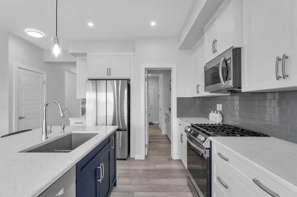 383 Dawson Harbour Court