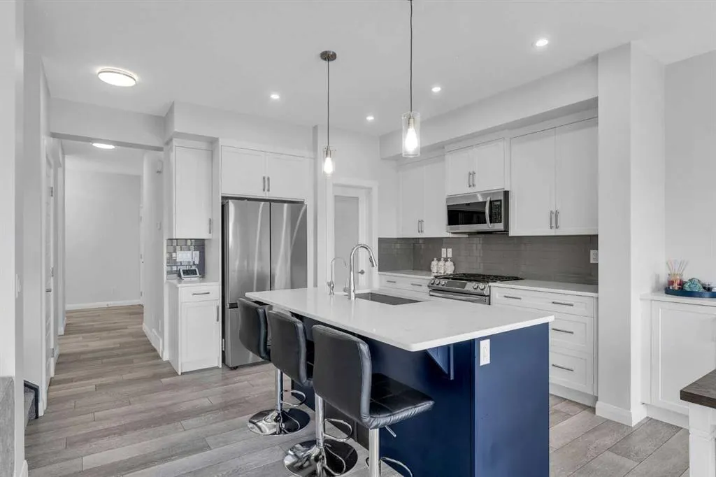 383 Dawson Harbour Court