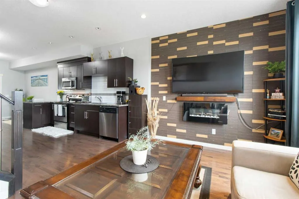 248 Kinniburgh Boulevard, #44