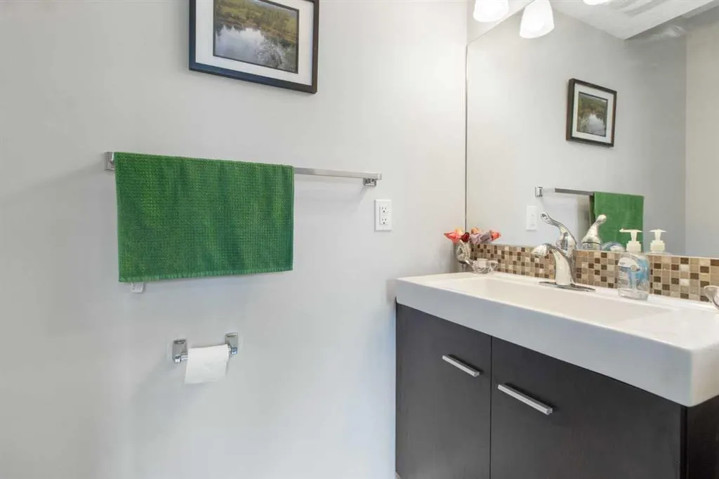248 Kinniburgh Boulevard, #44