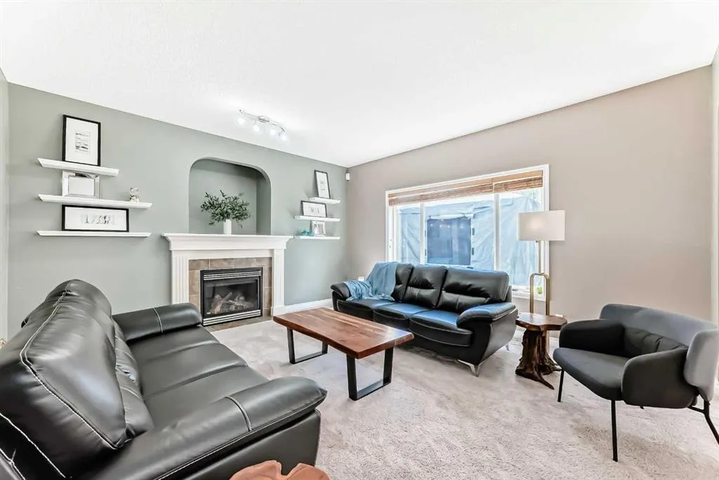 120 Oakmere Way