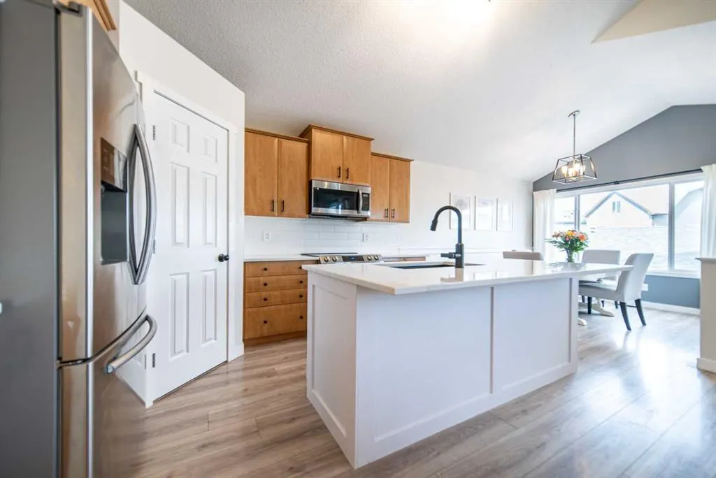 184 Copperstone Gardens SE