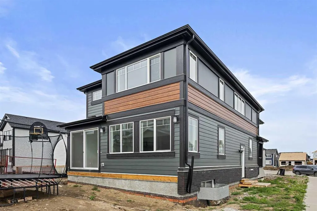 33 Magnolia Path SE