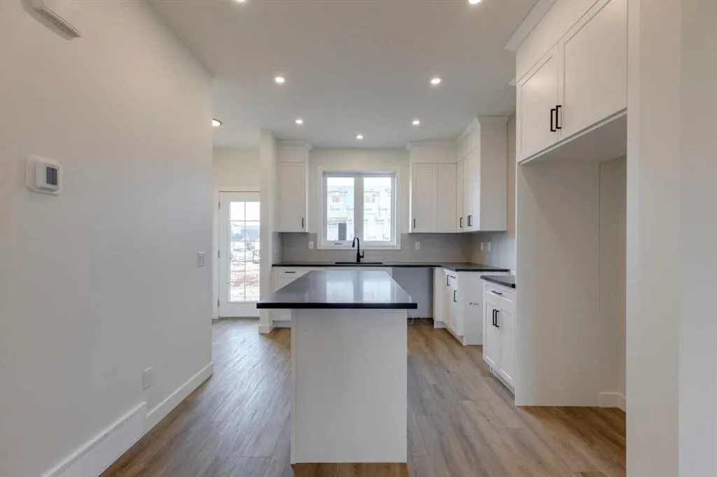 97 Ambleton Boulevard NW