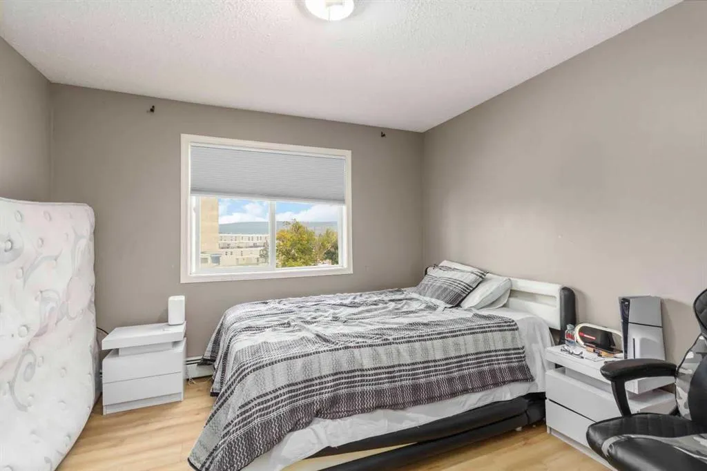 200 Richard Street, #338