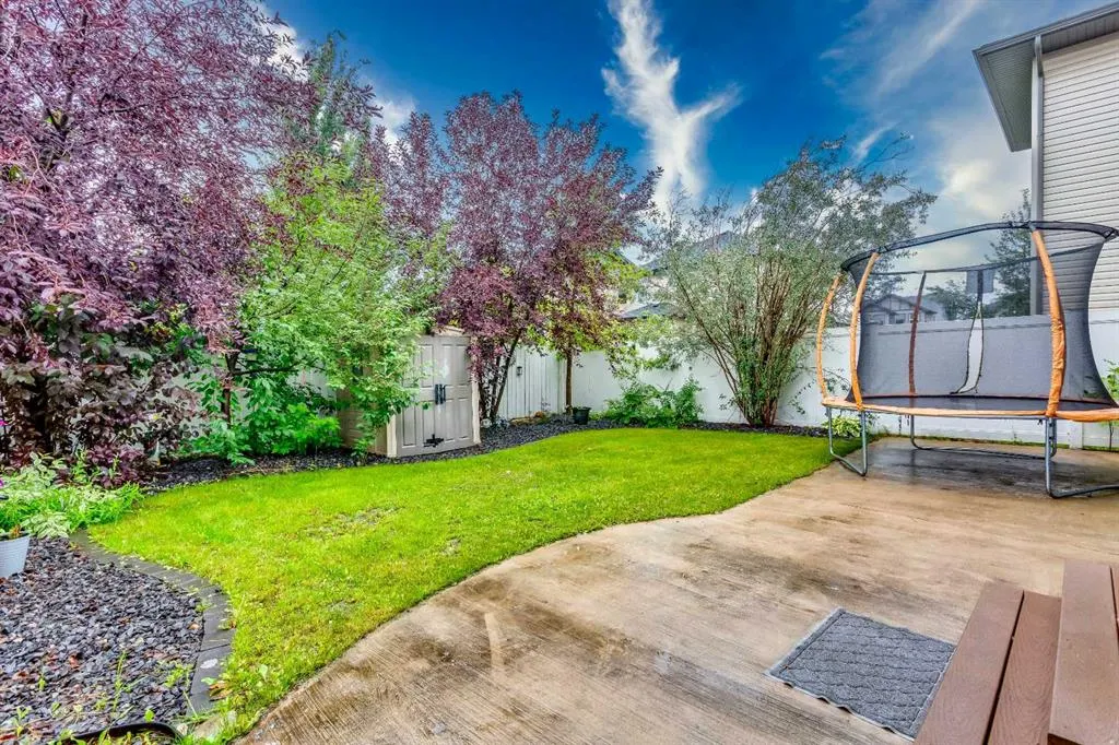 373 Brightonstone Green SE