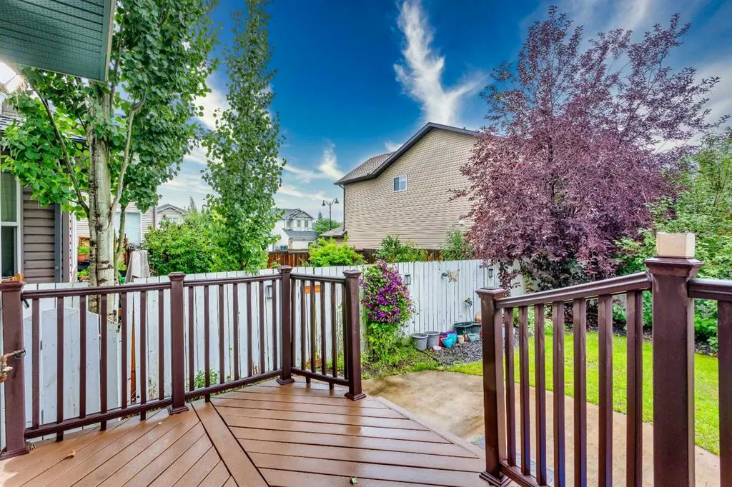373 Brightonstone Green SE