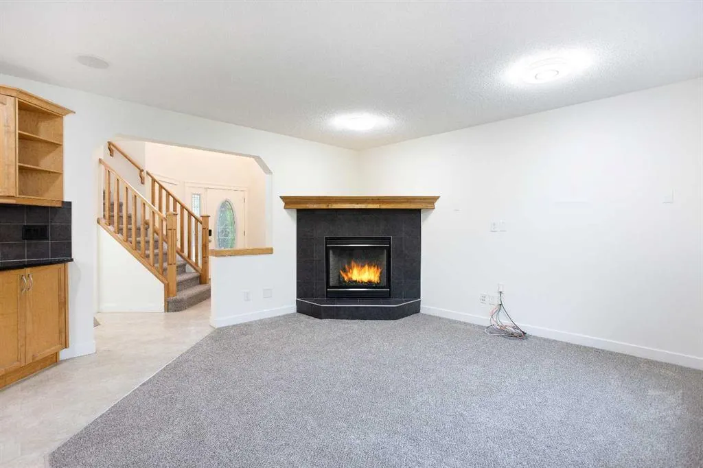 373 Brightonstone Green SE