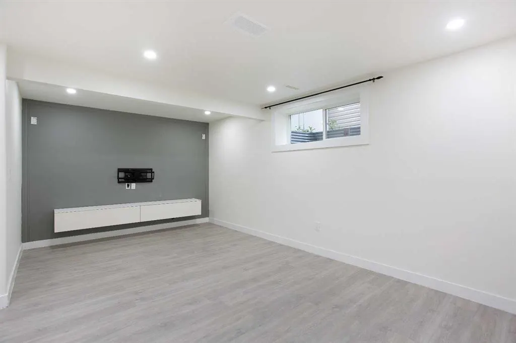 373 Brightonstone Green SE