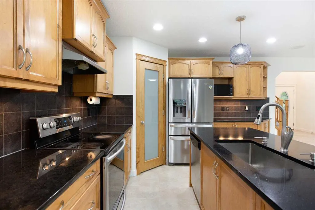 373 Brightonstone Green SE