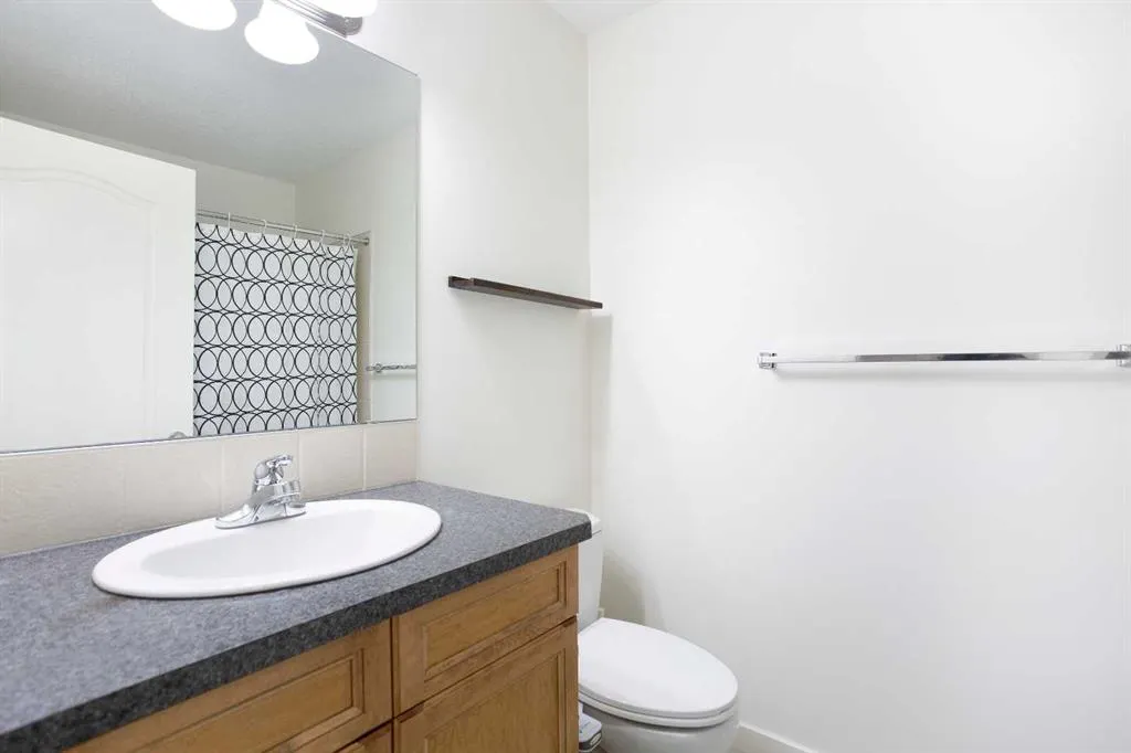 373 Brightonstone Green SE